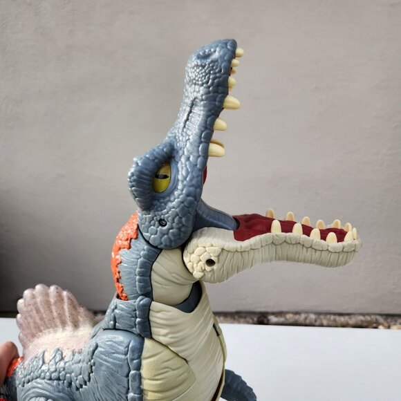 Fisher-Price Imaginext LARGE Jurassic World Dinosaur Spinosaurus Toy With Lights - Picture 8 of 12